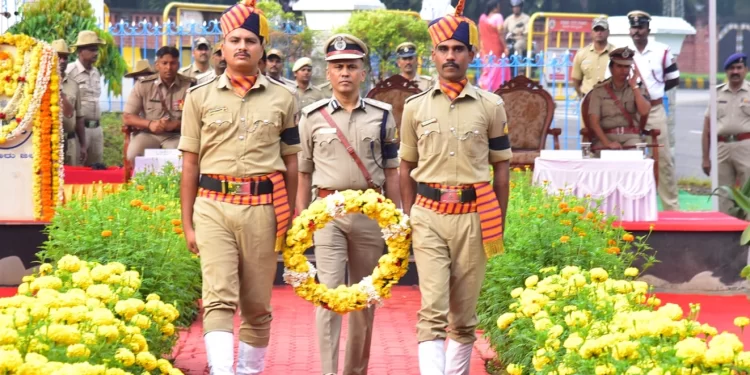 ಮೈಸೂರು ಜಿಲ್ಲಾ ಪೊಲೀಸ್ ಕಚೇರಿಯಲ್ಲಿ ಪೊಲೀಸ್ ಹುತಾತ್ಮರ ದಿನಾಚರಣೆ ಸಂಭ್ರಮ